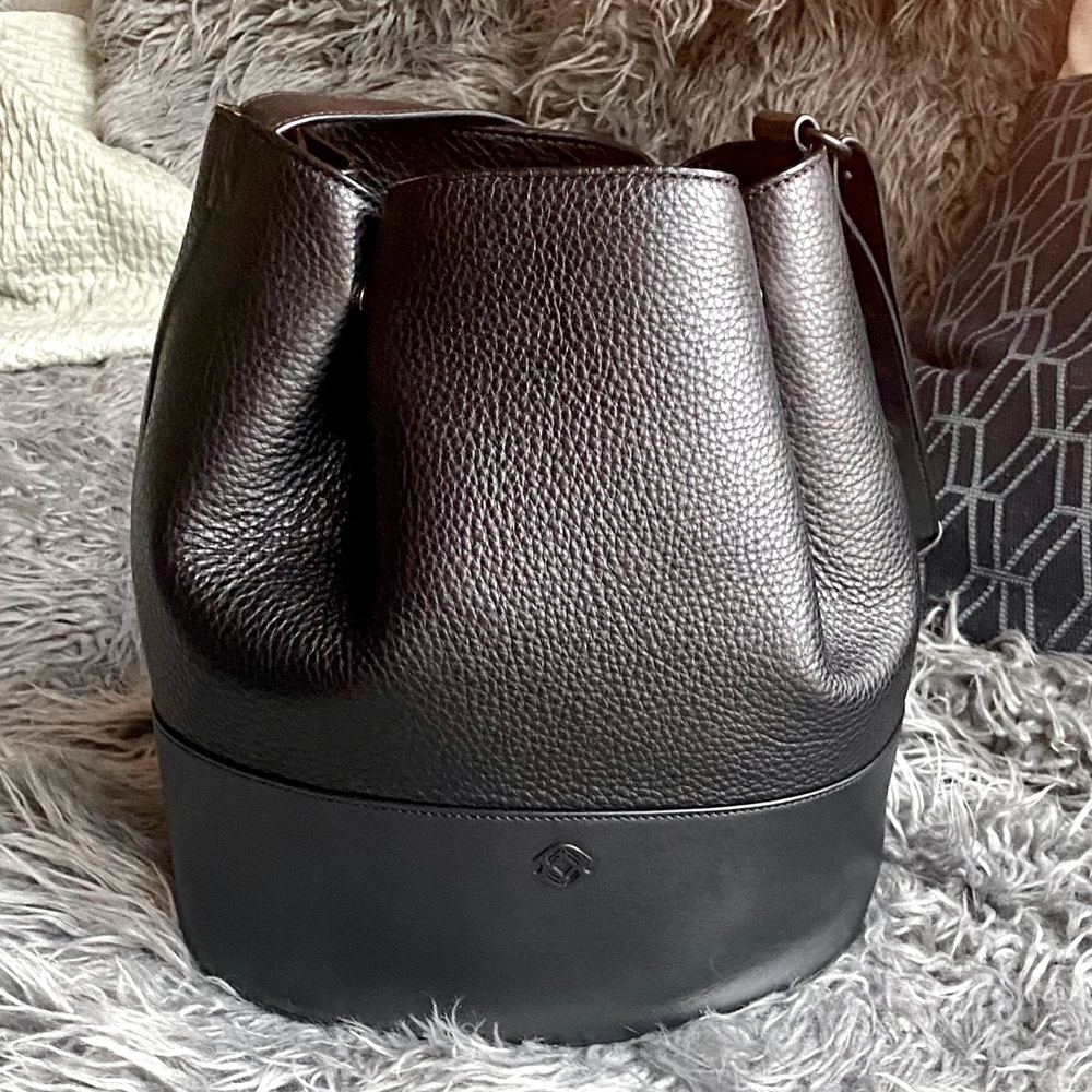 EUC Dagne Dover Onyx Ava